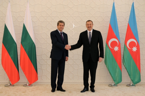 В Баку состоялась церемония официальной встречи Президента Болгарии (ФОТО)