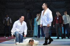 “Ромео и Джульетта” на сцене бакинского ТЮЗа