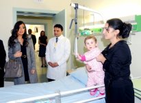 Вице-президент Фонда Гейдара Алиева Лейла Алиева ознакомилась с созданными в Центре хирургии и трансплантологии органов условиями (ФОТО)
