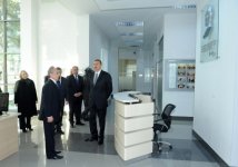 Ильхам Алиев принял участие в открытии административного здания районного суда в Огузе (ФОТО)