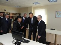 Ильхам Алиев принял участие в открытии административного здания районного суда в Огузе (ФОТО)