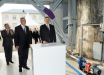 Ильхам Алиев принял участие в открытии предприятия по переработке кукурузы и производству глюкозы в Огузе (ФОТО)