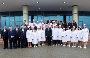Президент Азербайджана принял участие в открытии Центральной больницы в Шеки (ФОТО)