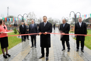 Ильхам Алиев принял участие в открытии нового здания Гахской районной организации партии "Ени Азербайджан" (ФОТО)