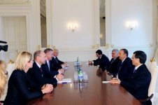 Ильхам Алиев принял вице-президента Европейской комиссии