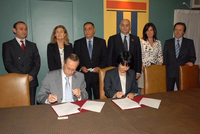 Azərbaycan və Argentinanın araşdırmalar mərkəzi arasında saziş imzalanıb (FOTO)