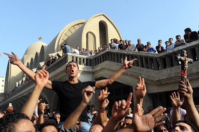 Voting near Cairo suspended due to violence