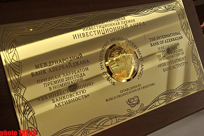 WOC вручила крупнейшему банку Азербайджана премию "Инвестиционный ангел" (ФОТО)