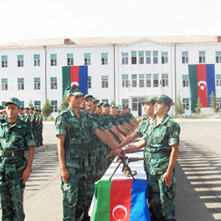 В Азербайджане завершилось распределение призывников по воинским частям
