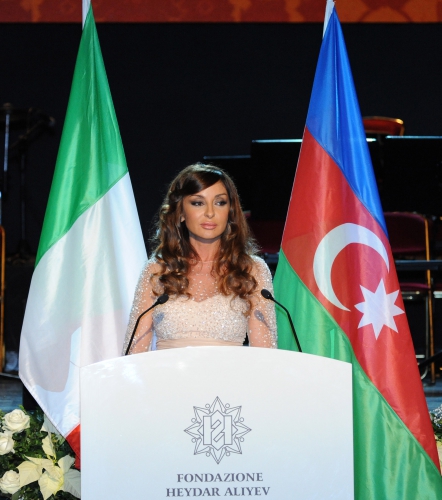 Azerbaijani First Lady attends ceremony marking 20th anniversary of restoration of Azerbaijan’s independence in Rome (PHOTO)