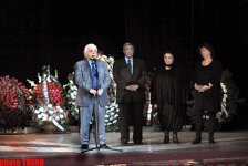 В Баку великую Фирангиз Ахмедову аплодисментами проводили в последний путь (фотосессия)