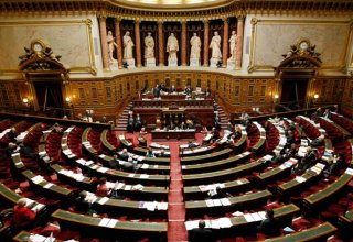 Сенат Франции предложил провести встречу между азербайджанскими и армянскими депутатами