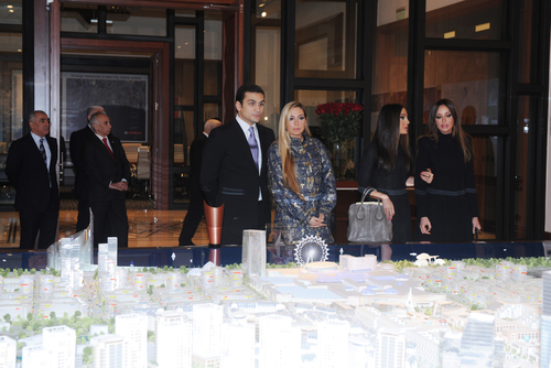 Президент Азербайджана и его супруга приняли участие в церемонии закладки фундамента «Баку Белого города» (ФОТО)