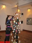 В Баку появилось новогоднее древо желаний (фотосессия)
