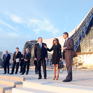 President Ilham Aliyev and his spouse visit construction site of Heydar Aliyev Center (PHOTO)