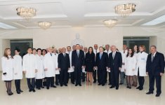 Ильхам Алиев: Проводимые в здравоохранении реформы высоко оцениваются не только в Азербайджане, но уже и в мире (ФОТО)