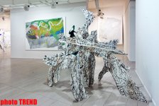 В Баку открылась выставка известного художника Алтая Садыхзаде "22 HX" (ФОТО)