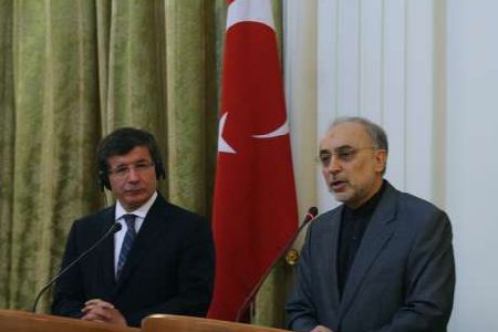 Turkish FM meets Iranian counterpart