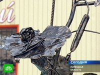 Азербайджанец выковал, теперь уже знаменитый на всю Россию, памятник огурцу (фото)