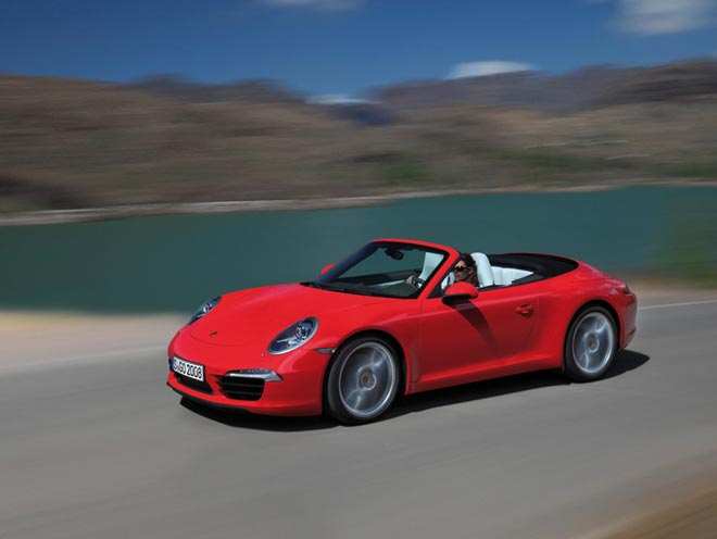 Состоялась официальная премьера кабриолета Porsche 911