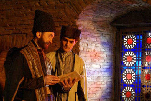 В Тбилиси состоится премьера фильма "Вестник рассвета", посвященного 200-летию Мирзы Фатали Ахундзаде (фотосессия)