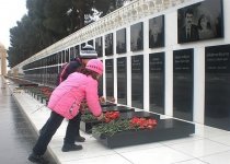 В Азербайджане отмечается День влюбленных (ФОТО)