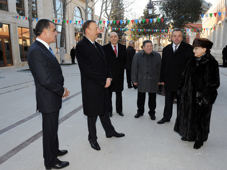 Azerbaijani President inspects redevelopment work in Javad Khan Street in Ganja (PHOTO)