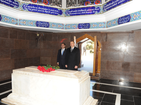Azerbaijani President inspects reconstruction work at Nizami mausoleum in Ganja (PHOTO)