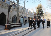 Президент Азербайджана ознакомился с ходом благоустройства улицы Джавадхана в Гяндже (ФОТО)