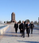 Президент Азербайджана ознакомился с ходом работ по реконструкции вокруг мавзолея Низами (ФОТО)