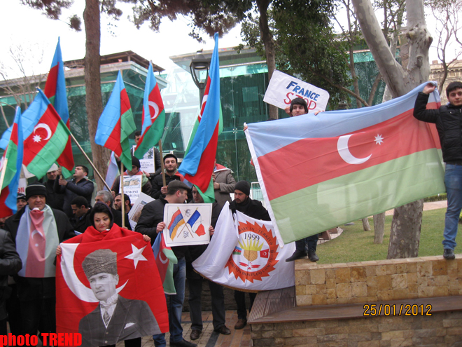 New protest held in front of French Embassy in Baku (PHOTO)