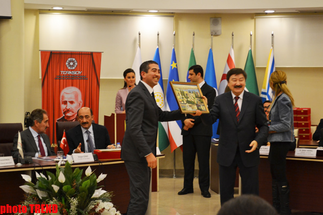 TURKSOY awards Trend for its contribution to Turkic world development (PHOTO)
