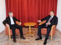 Президент Азербайджана встретился с  руководством Deutsche Bank
