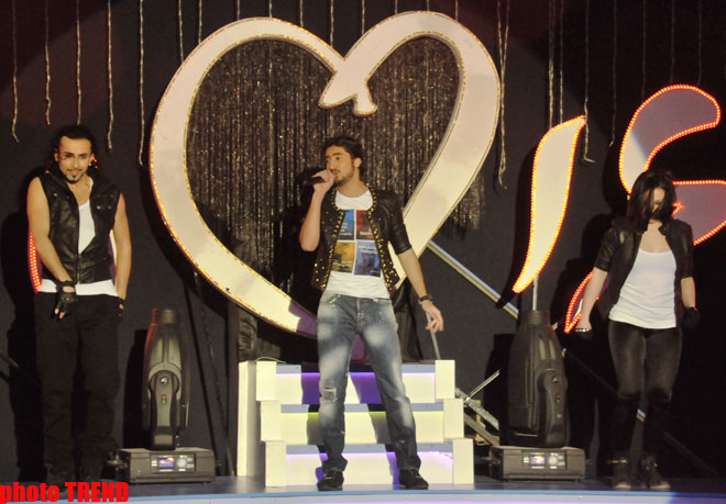 Финалист нацотбора "Евровидения" Орхан Керимли: "Вместе мы одолеем любые высоты" (фотосессия)