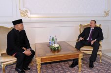 Президент Азербайджана принял верительные грамоты послов ряда стран (ФОТО)