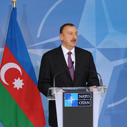 Президент Ильхам Алиев: Азербайджан готов обсудить новые предложения в целях расширения сотрудничества с НАТО (ФОТО)