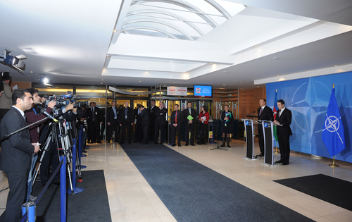 Azerbaijani President meets NATO Secretary General in Brussels (PHOTO)
