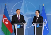 Azerbaijani President meets NATO Secretary General in Brussels (PHOTO)