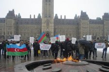 В Канаде прошла акция протеста в связи с Ходжалинским геноцидом (ФОТО)