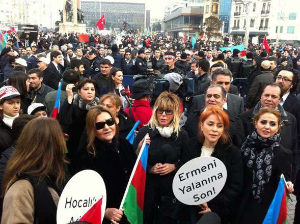 Народная артистка Азербайджана Зульфия Ханбабаева рассказала об участии в митинге в Стамбуле - "Все мы - ходжалинцы, все мы - карабахцы!" (фото)