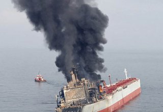 Один человек погиб в пожаре на танкере в порту Махачкалы