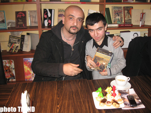 Фариз Керимли  - параолимпиец  азербайджанской поэзии - автор слов "Олимпийского гимна" Икрам Алиев (фото)