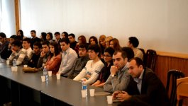 В Баку состоялась презентация книги "Общество мертвых писателей" (фотосессия)