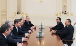 İlham Əliyev Tatarıstanın Baş nazirinin başçılıq etdiyi nümayəndə heyətini qəbul edib