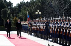 Georgian President officially welcomed to Azerbaijan (PHOTO)