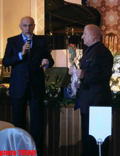 В Баку состоялась церемония вручения премии "Зирвя-2011" (фотосессия)