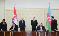Azərbaycan və Xorvatiya arasında üç sənəd imzalanıb (FOTO)