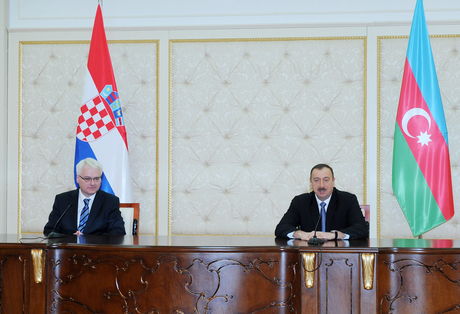 Prezident İvo Yosipoviç: Azərbaycan və Xorvatiya iqtisadi əməkdaşlığı regional yanaşma baxımından inkişaf etdirməlidir (FOTO)