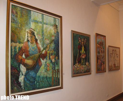 В Баку открылась выставка "Краски Новруза": "Тепло работ согреет души" (фотосессия)