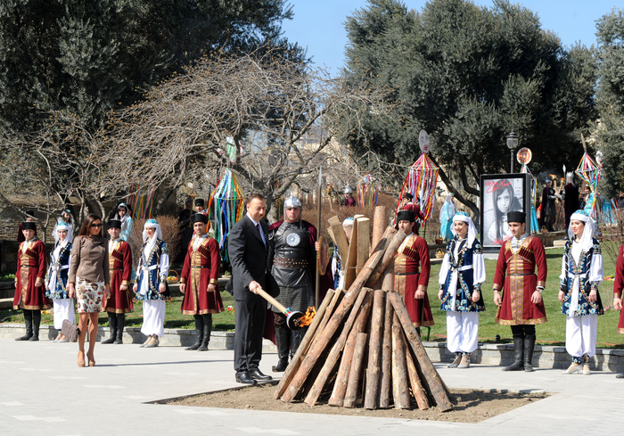 Prezident İlham Əliyev: Azərbaycan xalqı öz milli mənəvi dəyərlərinə sadiqdir (FOTO)